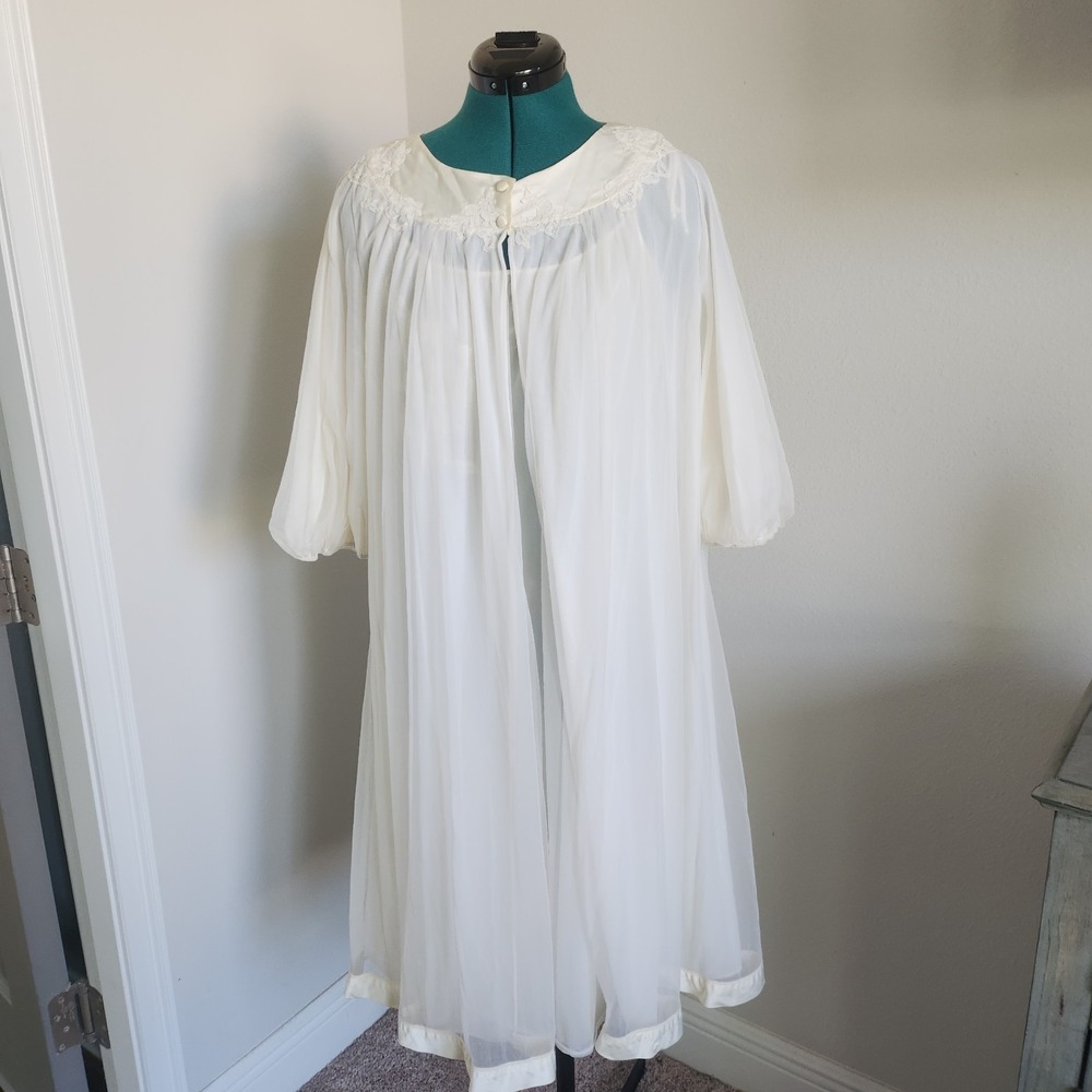 Vanity Fair Nightgown Robe Set Women Medium Cream Vintage Gossard 1960s Babydoll